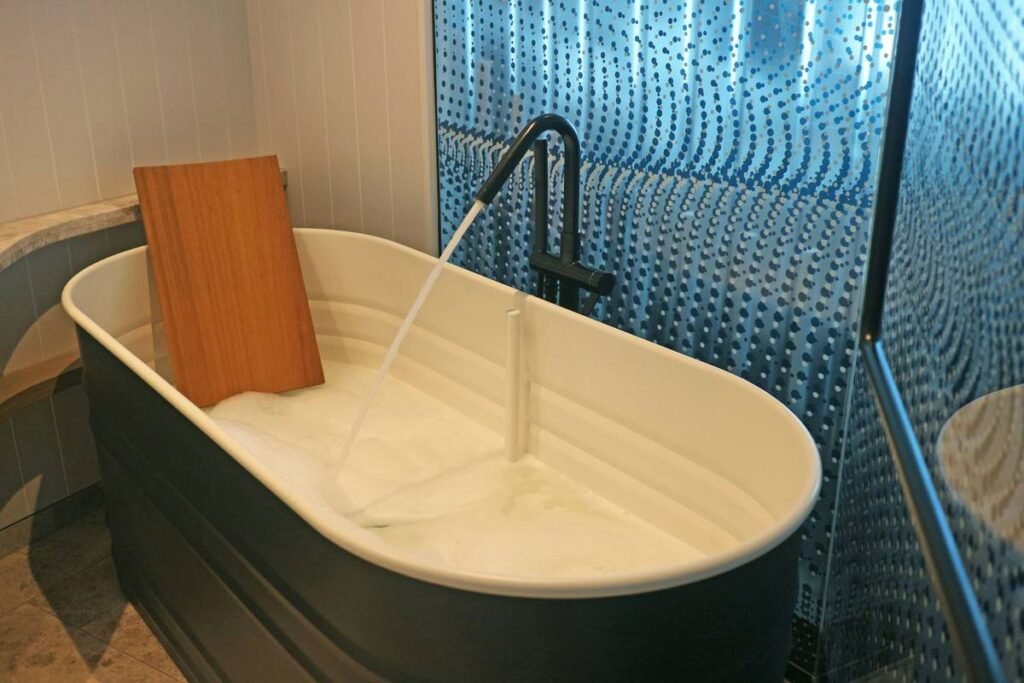 How to Use a Bath Essential Bubble How to Sponge for the Ultimate Relaxing Soak